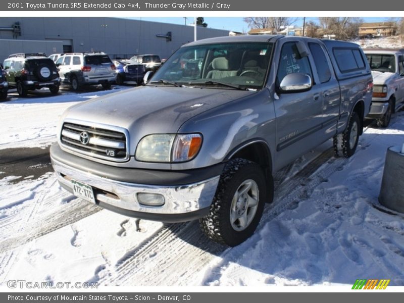 Thunder Gray Metallic / Gray 2001 Toyota Tundra SR5 Extended Cab 4x4