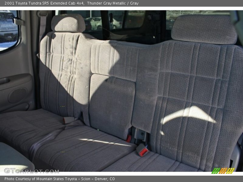 Thunder Gray Metallic / Gray 2001 Toyota Tundra SR5 Extended Cab 4x4