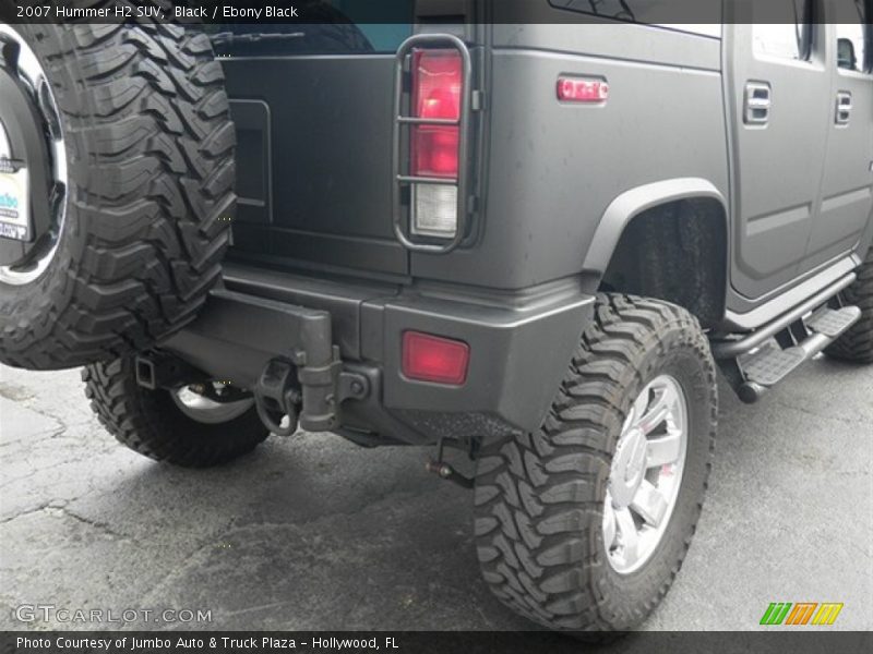 Black / Ebony Black 2007 Hummer H2 SUV