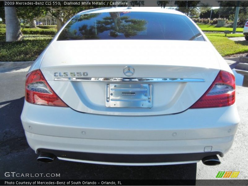 Diamond White Metallic / Cashmere 2009 Mercedes-Benz CLS 550