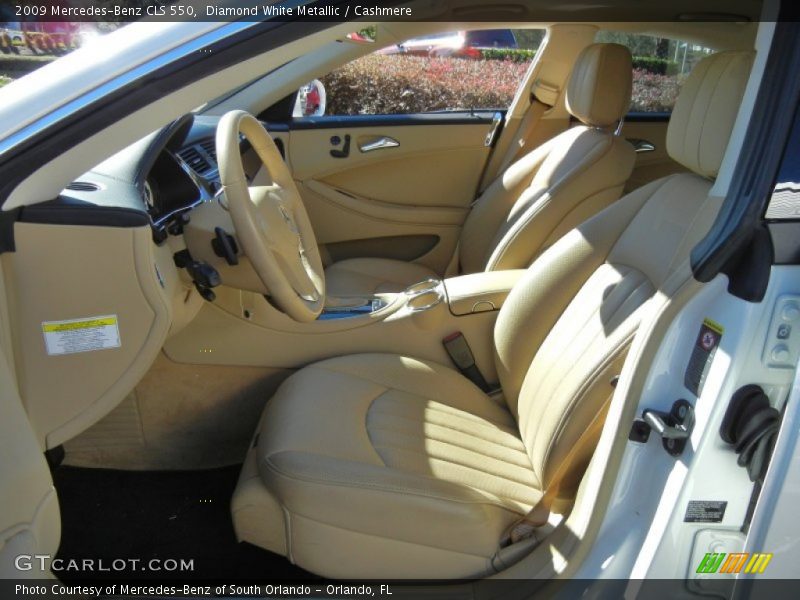 Diamond White Metallic / Cashmere 2009 Mercedes-Benz CLS 550