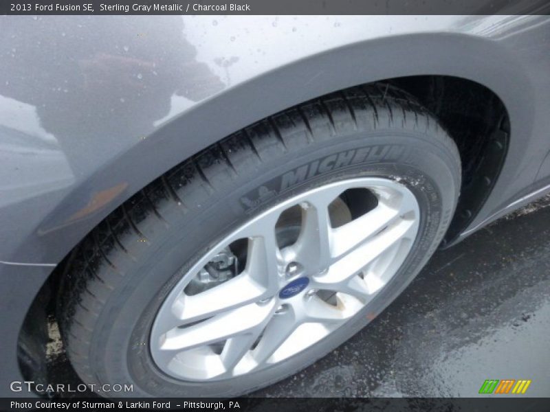 Sterling Gray Metallic / Charcoal Black 2013 Ford Fusion SE