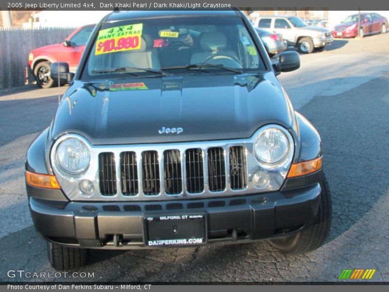 Dark Khaki Pearl / Dark Khaki/Light Graystone 2005 Jeep Liberty Limited 4x4