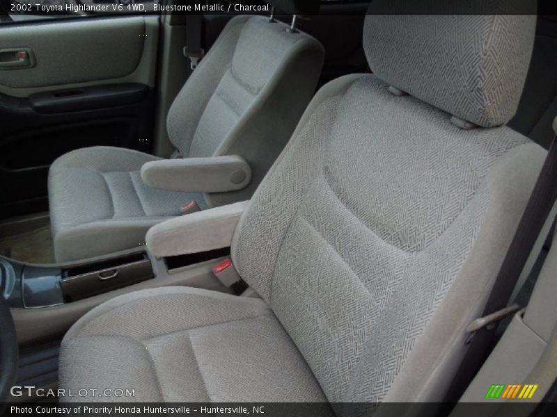 Bluestone Metallic / Charcoal 2002 Toyota Highlander V6 4WD
