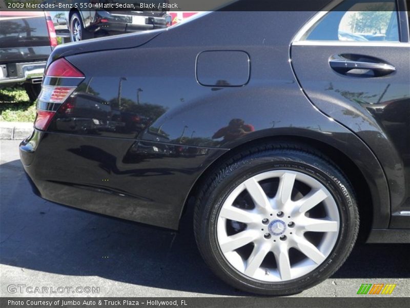 Black / Black 2009 Mercedes-Benz S 550 4Matic Sedan