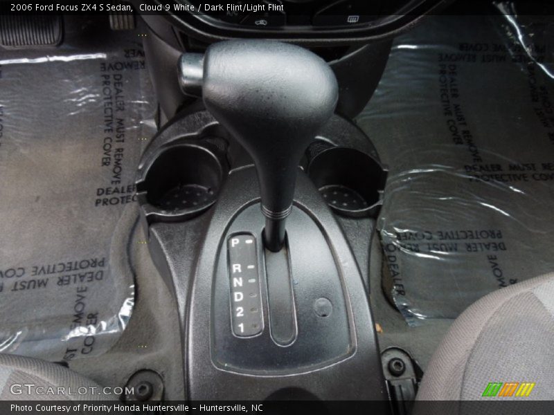 Cloud 9 White / Dark Flint/Light Flint 2006 Ford Focus ZX4 S Sedan