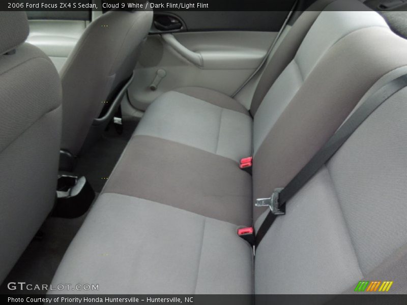 Cloud 9 White / Dark Flint/Light Flint 2006 Ford Focus ZX4 S Sedan