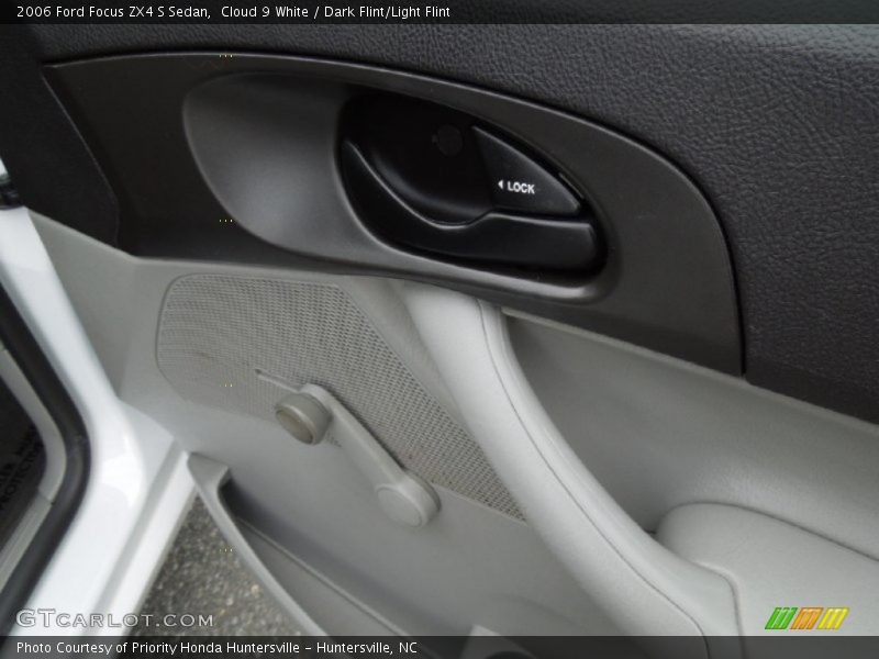 Cloud 9 White / Dark Flint/Light Flint 2006 Ford Focus ZX4 S Sedan