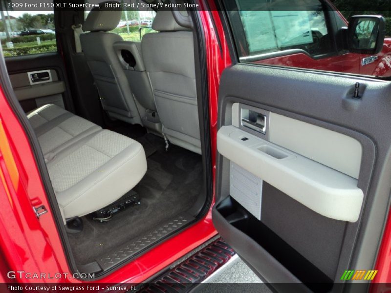 Bright Red / Stone/Medium Stone 2009 Ford F150 XLT SuperCrew