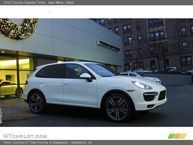 Sand White / Black 2012 Porsche Cayenne Turbo