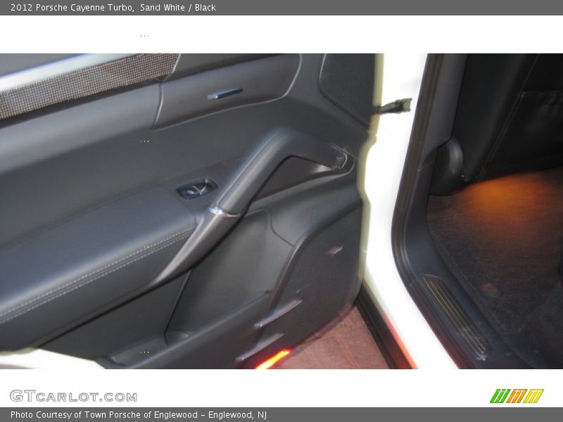 Sand White / Black 2012 Porsche Cayenne Turbo