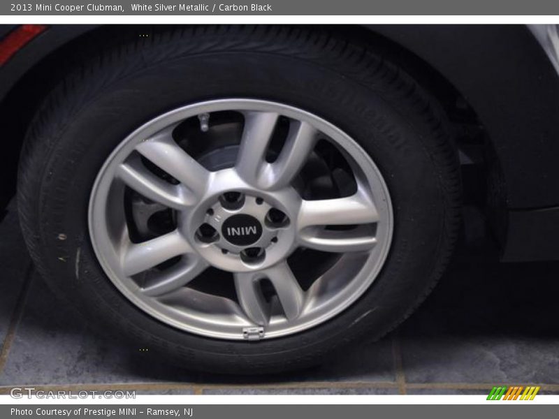 White Silver Metallic / Carbon Black 2013 Mini Cooper Clubman