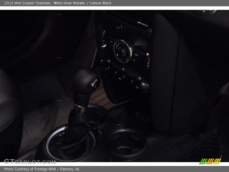 White Silver Metallic / Carbon Black 2013 Mini Cooper Clubman