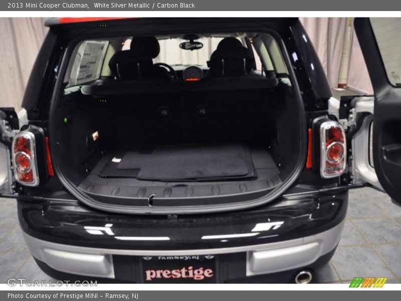 White Silver Metallic / Carbon Black 2013 Mini Cooper Clubman