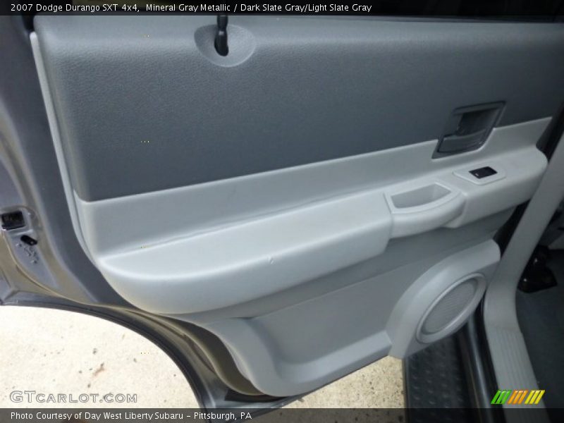 Mineral Gray Metallic / Dark Slate Gray/Light Slate Gray 2007 Dodge Durango SXT 4x4