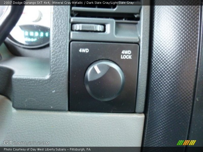 Mineral Gray Metallic / Dark Slate Gray/Light Slate Gray 2007 Dodge Durango SXT 4x4