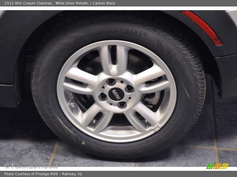 White Silver Metallic / Carbon Black 2013 Mini Cooper Clubman