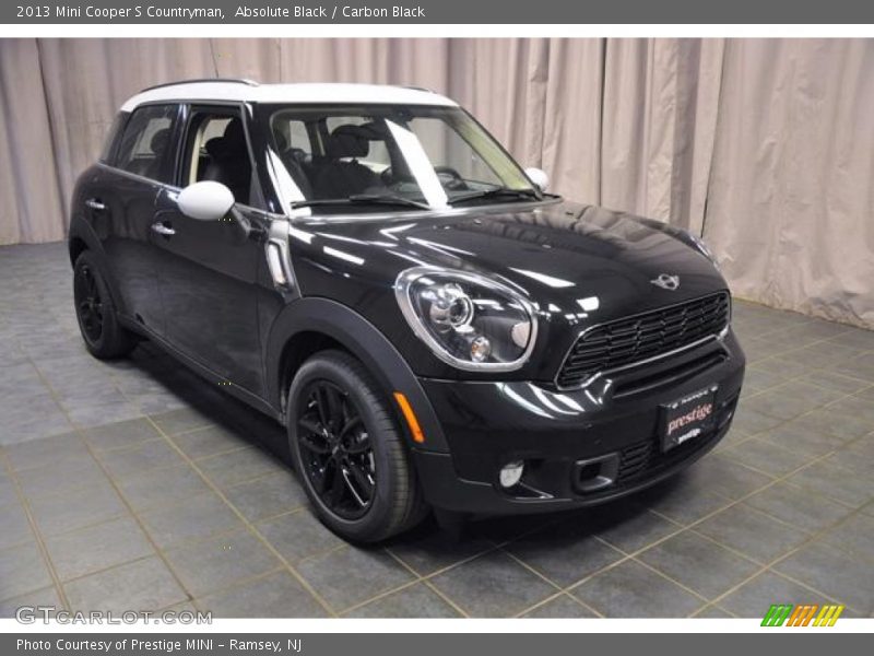 Front 3/4 View of 2013 Cooper S Countryman