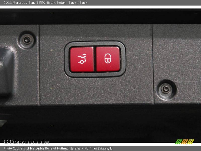 Black / Black 2011 Mercedes-Benz S 550 4Matic Sedan