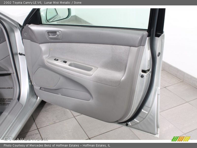 Lunar Mist Metallic / Stone 2002 Toyota Camry LE V6
