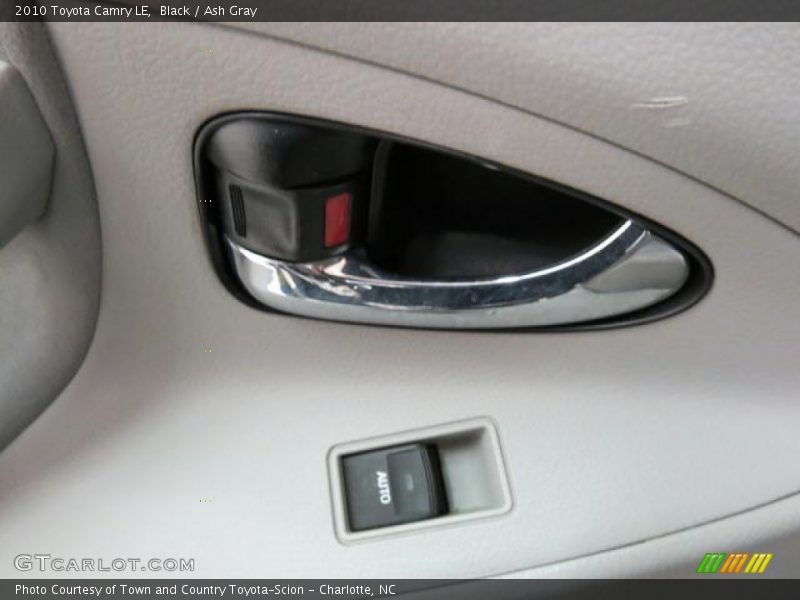 Black / Ash Gray 2010 Toyota Camry LE