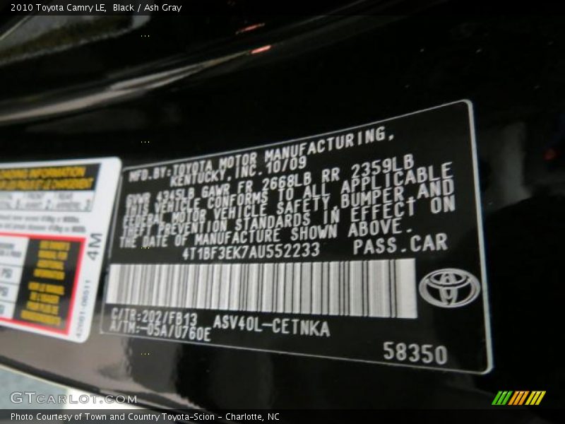 Black / Ash Gray 2010 Toyota Camry LE