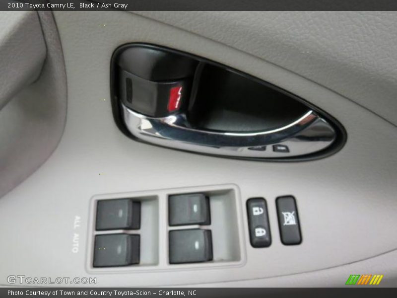 Black / Ash Gray 2010 Toyota Camry LE