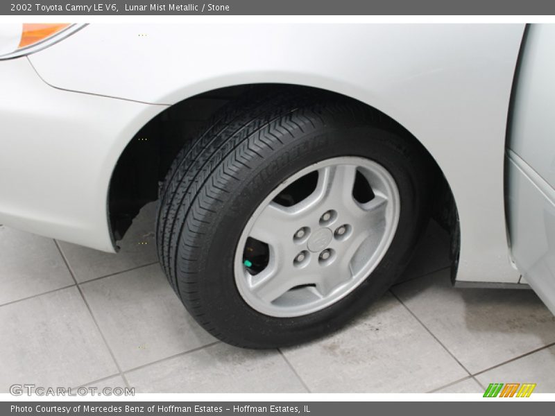 Lunar Mist Metallic / Stone 2002 Toyota Camry LE V6