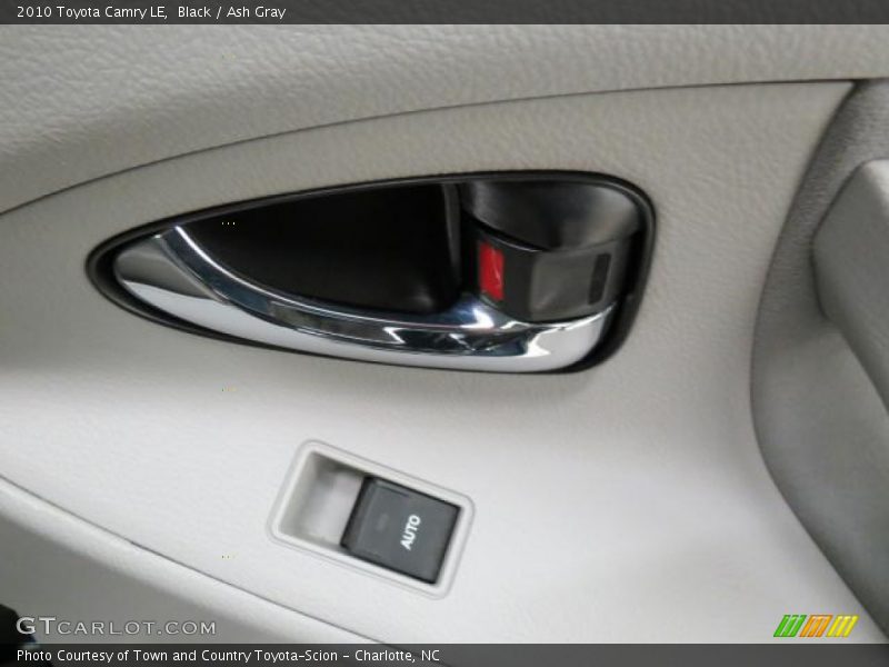Black / Ash Gray 2010 Toyota Camry LE