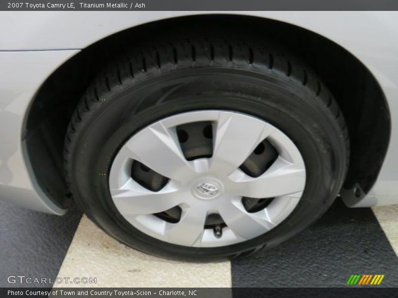 Titanium Metallic / Ash 2007 Toyota Camry LE
