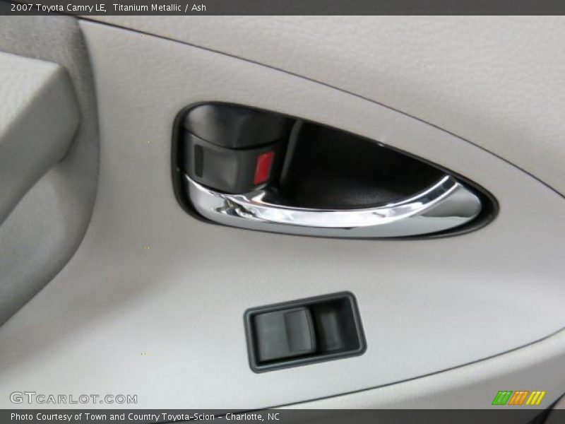 Titanium Metallic / Ash 2007 Toyota Camry LE