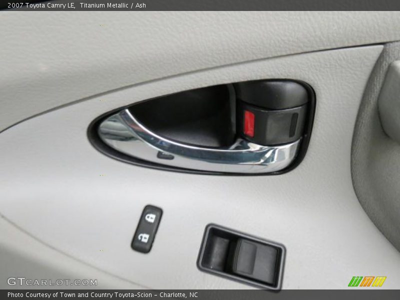 Titanium Metallic / Ash 2007 Toyota Camry LE