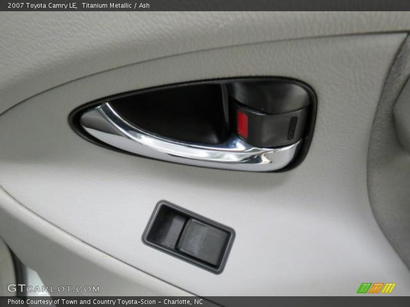 Titanium Metallic / Ash 2007 Toyota Camry LE