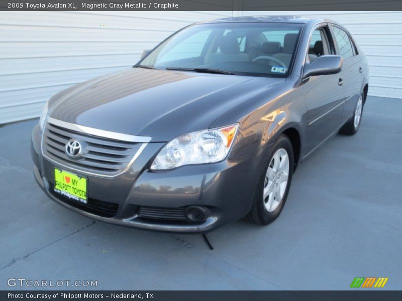 Magnetic Gray Metallic / Graphite 2009 Toyota Avalon XL