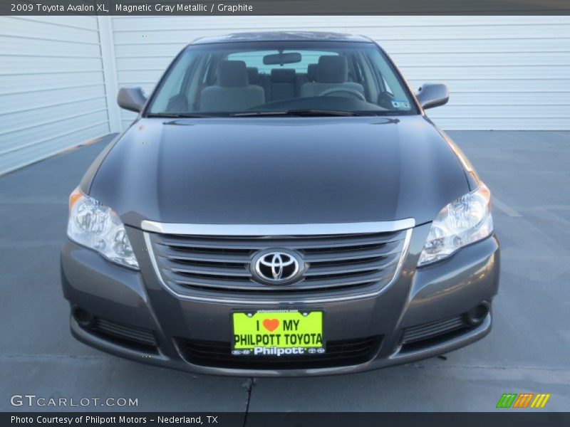 Magnetic Gray Metallic / Graphite 2009 Toyota Avalon XL