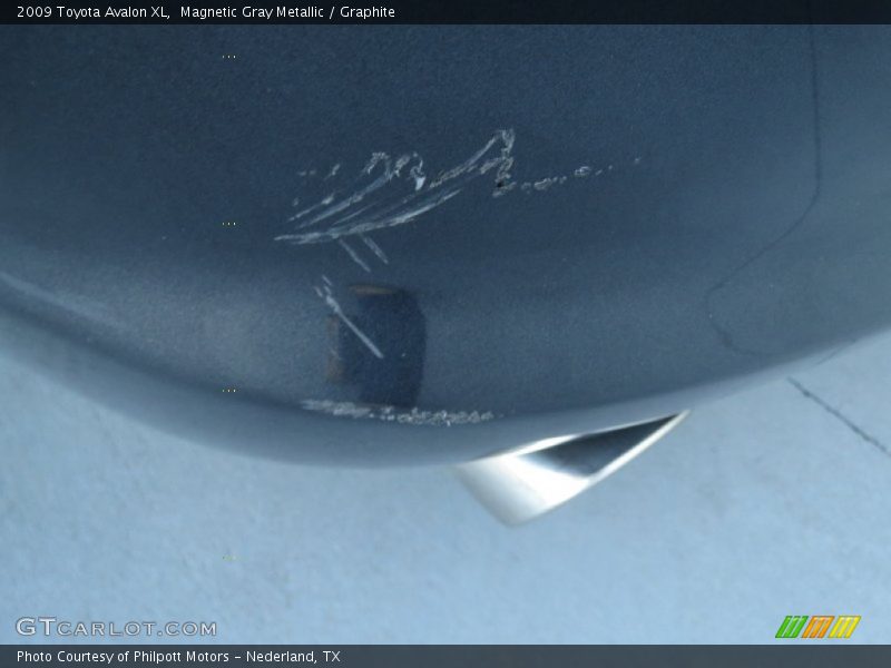 Magnetic Gray Metallic / Graphite 2009 Toyota Avalon XL