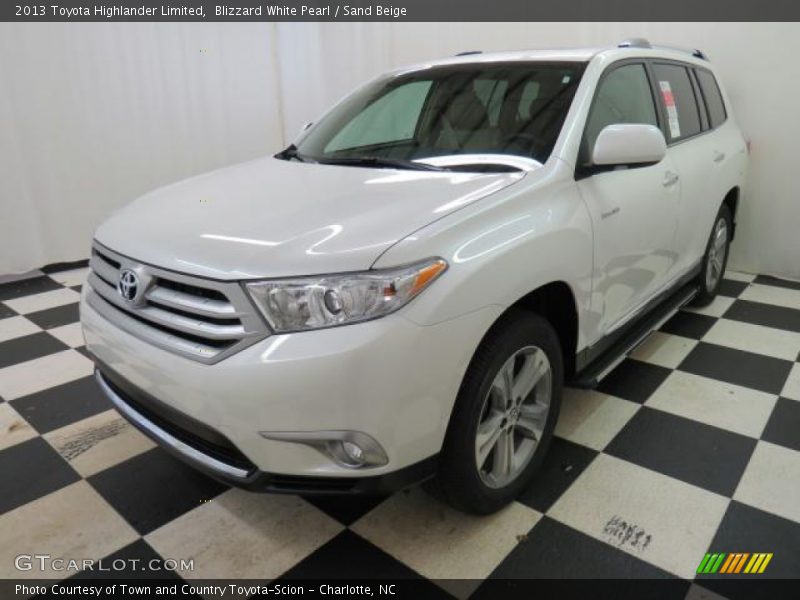 Blizzard White Pearl / Sand Beige 2013 Toyota Highlander Limited