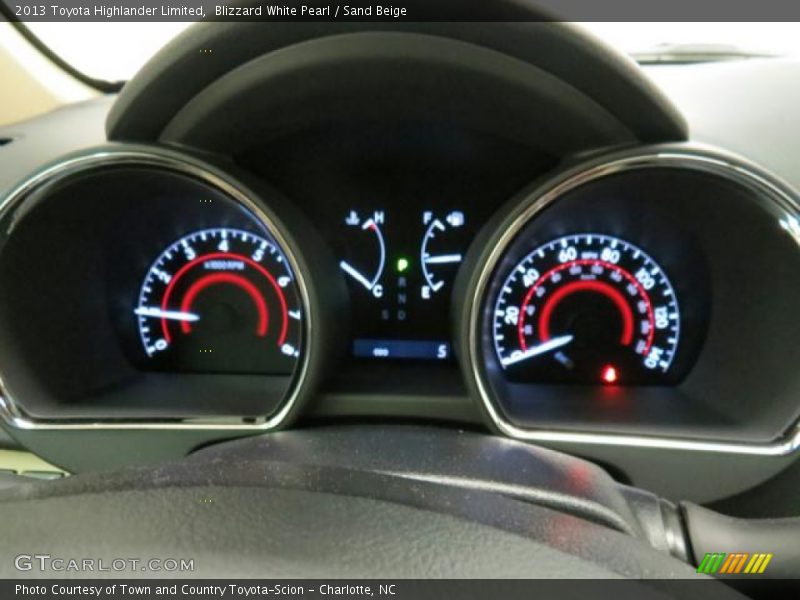 Blizzard White Pearl / Sand Beige 2013 Toyota Highlander Limited