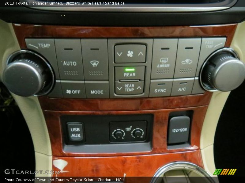 Blizzard White Pearl / Sand Beige 2013 Toyota Highlander Limited