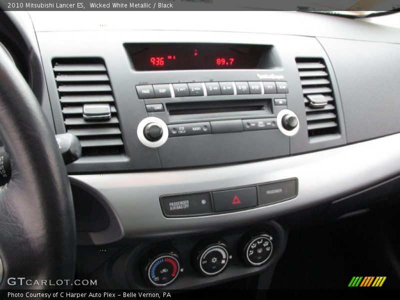 Wicked White Metallic / Black 2010 Mitsubishi Lancer ES