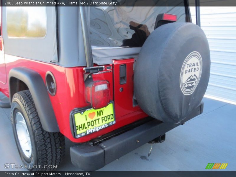 Flame Red / Dark Slate Gray 2005 Jeep Wrangler Unlimited 4x4