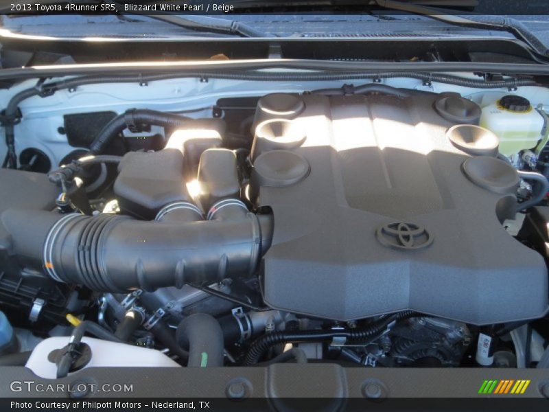 Blizzard White Pearl / Beige 2013 Toyota 4Runner SR5