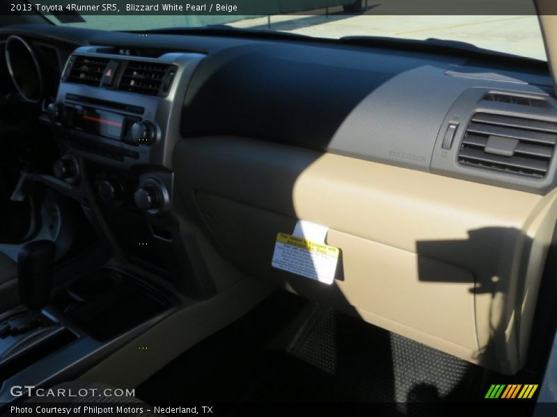 Blizzard White Pearl / Beige 2013 Toyota 4Runner SR5