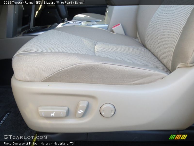 Blizzard White Pearl / Beige 2013 Toyota 4Runner SR5
