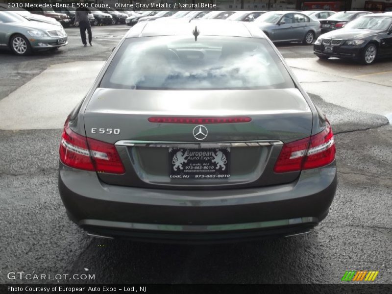 Olivine Gray Metallic / Natural Beige 2010 Mercedes-Benz E 550 Coupe