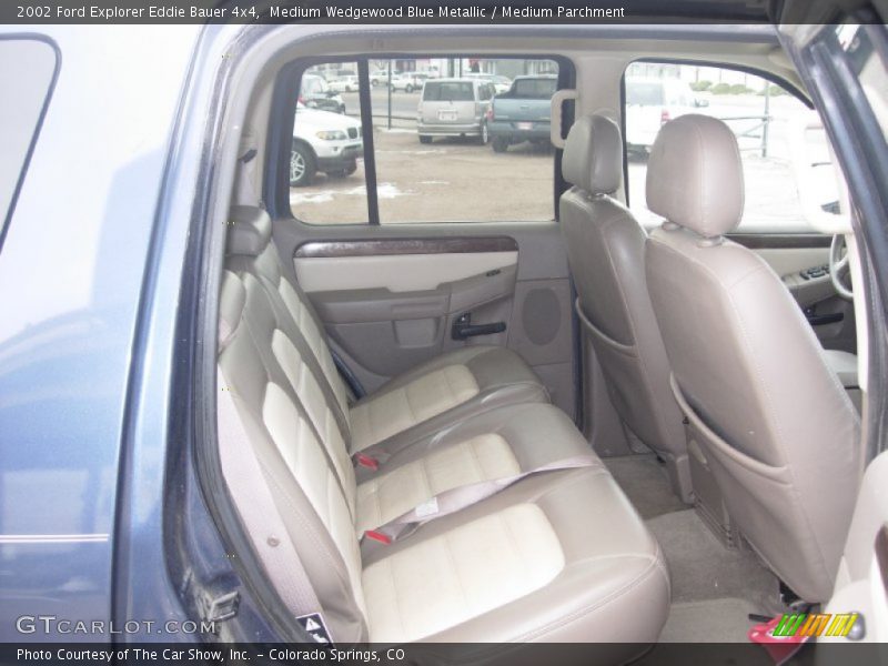 Medium Wedgewood Blue Metallic / Medium Parchment 2002 Ford Explorer Eddie Bauer 4x4