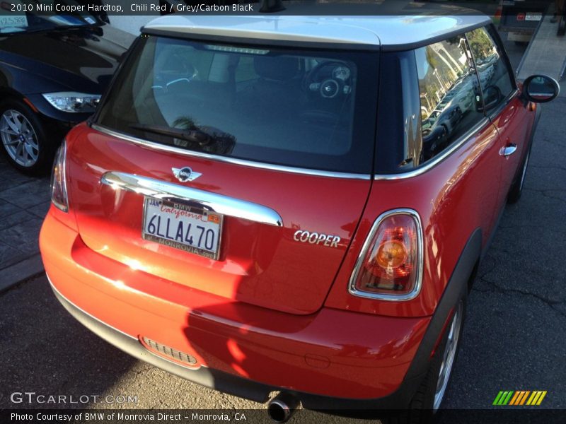 Chili Red / Grey/Carbon Black 2010 Mini Cooper Hardtop
