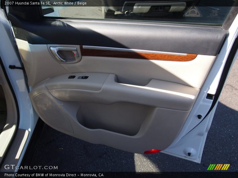 Arctic White / Beige 2007 Hyundai Santa Fe SE