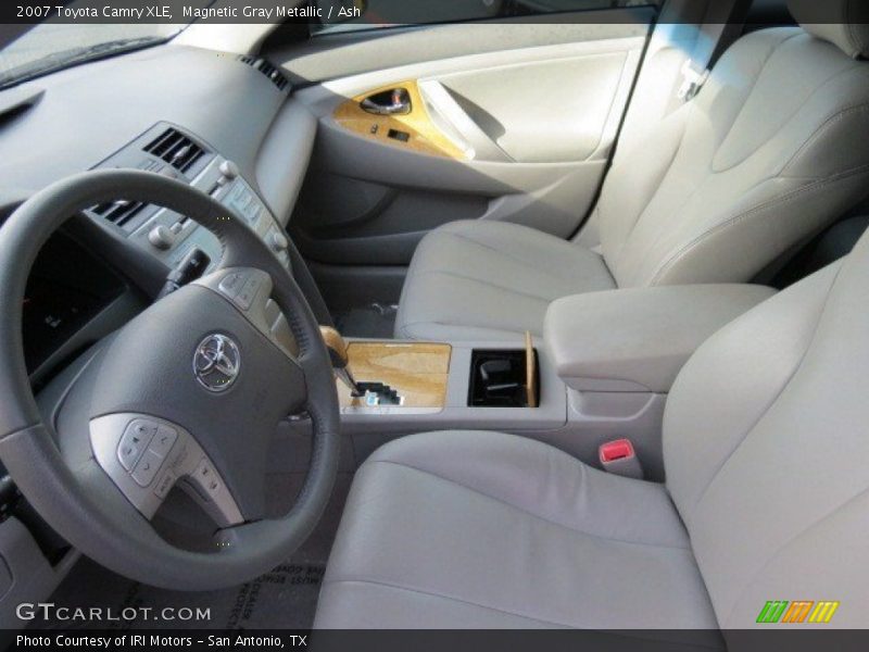 Magnetic Gray Metallic / Ash 2007 Toyota Camry XLE
