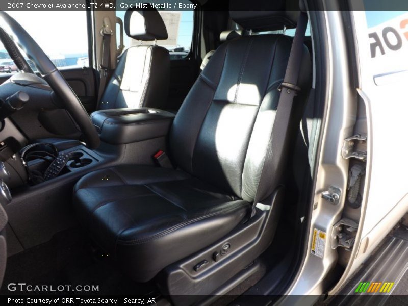 Gold Mist Metallic / Ebony 2007 Chevrolet Avalanche LTZ 4WD